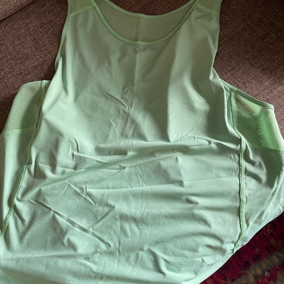 Lululemon Sculpt tanks sz 12 - Picture 2 of 2